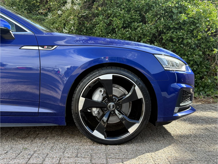 Vehicle Image 40