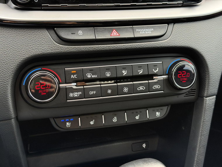 Vehicle Image 32