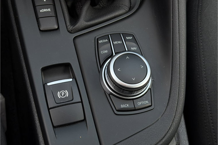 Vehicle Image 40