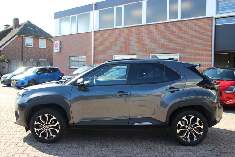 Vehicle Image 4