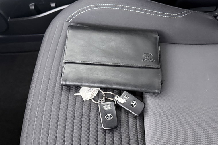 Vehicle Image 30