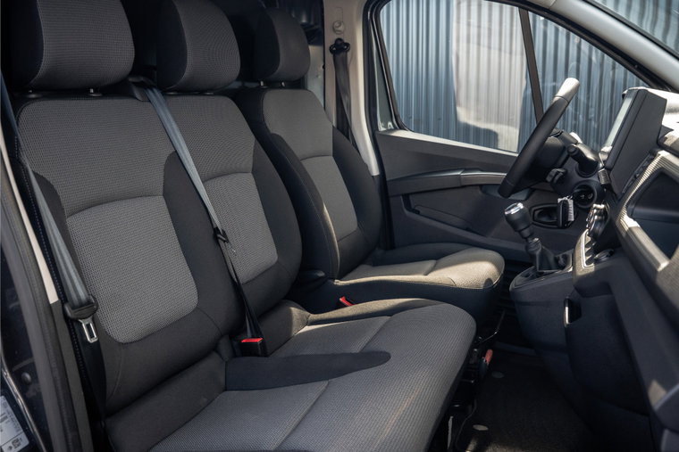 Vehicle Image 13