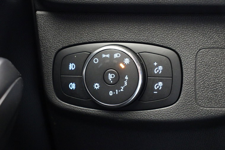 Vehicle Image 27
