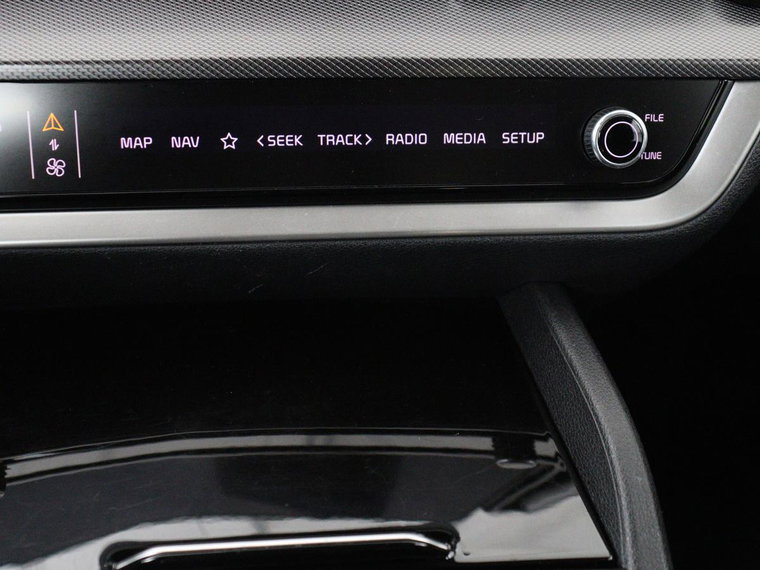 Vehicle Image 24