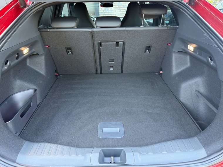 Vehicle Image 31