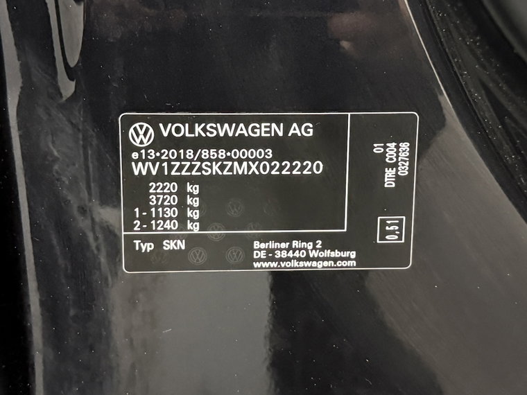 Vehicle Image 25