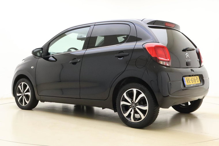Vehicle Image 12