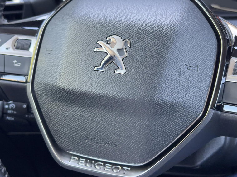Vehicle Image 26