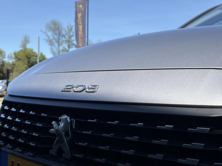 Vehicle Image 38
