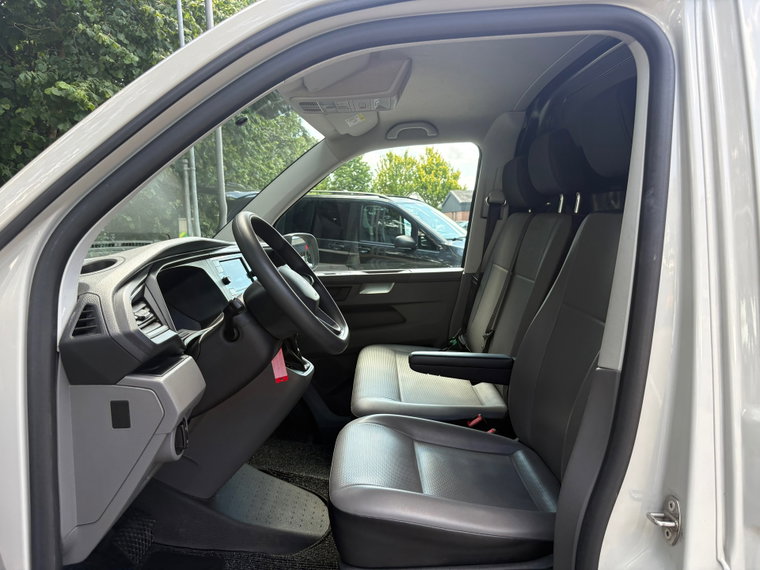 Vehicle Image 22