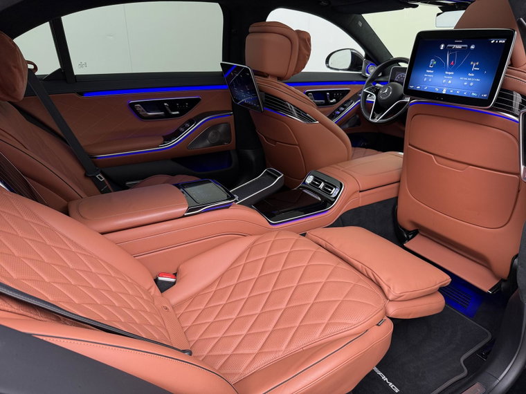 Vehicle Image 39