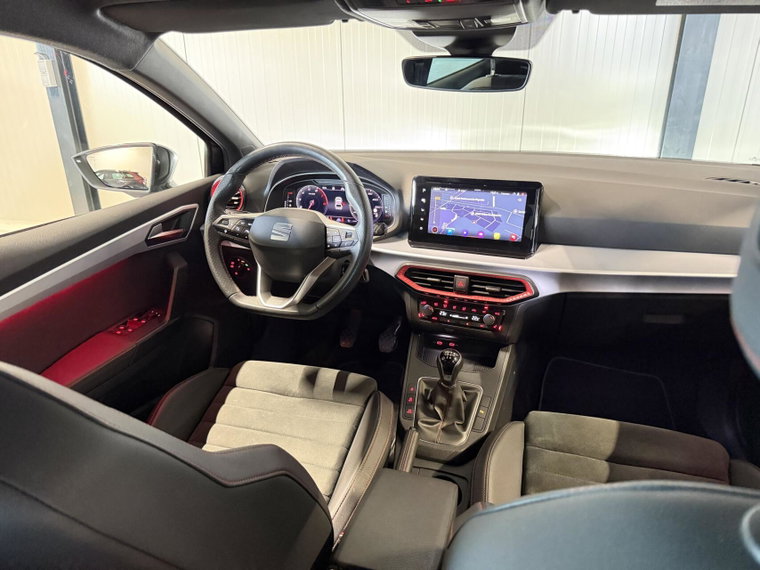Vehicle Image 22