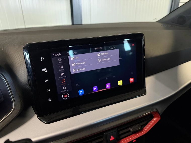Vehicle Image 37