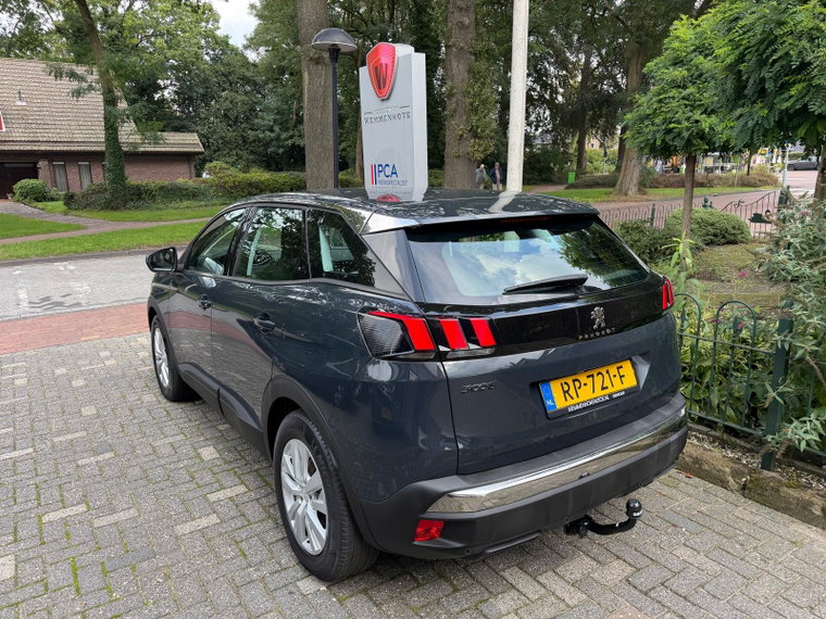 Vehicle Image 45