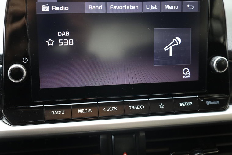 Vehicle Image 28