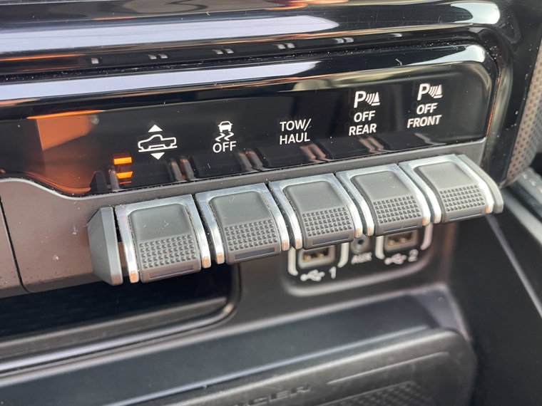 Vehicle Image 21