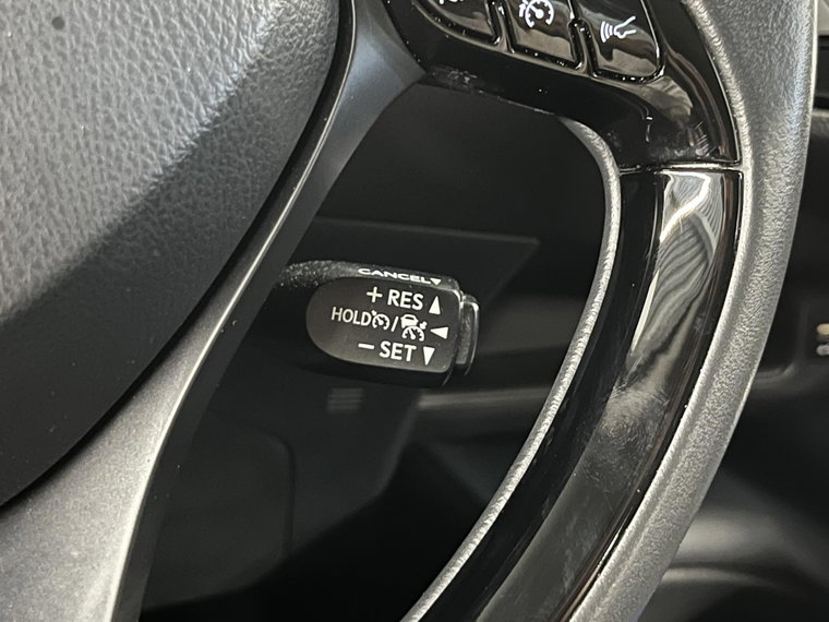 Vehicle Image 27