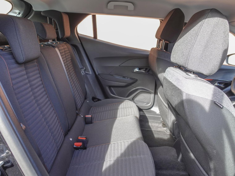 Vehicle Image 35