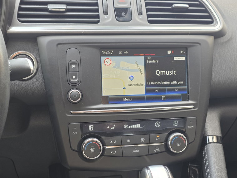 Vehicle Image 17