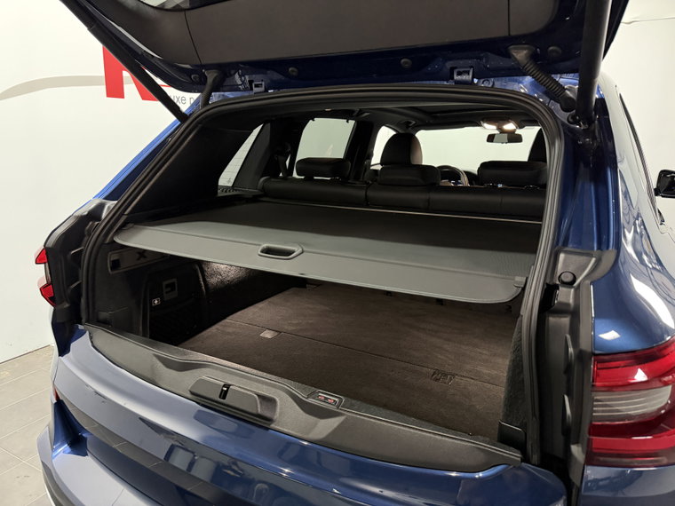 Vehicle Image 37
