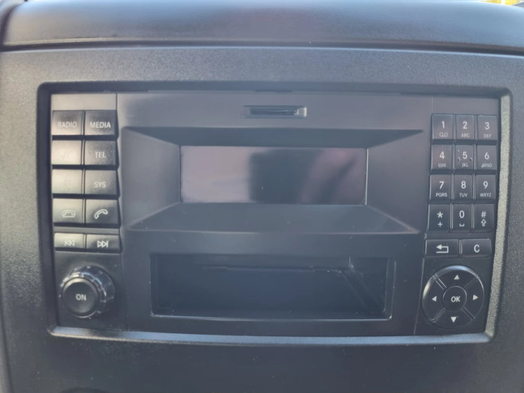 Vehicle Image 24