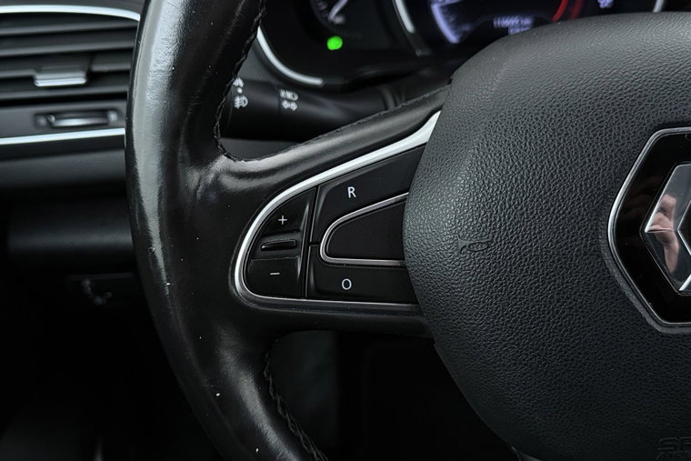 Vehicle Image 32