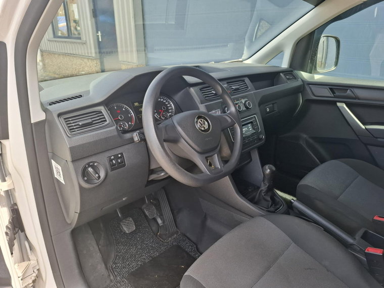 Vehicle Image 23