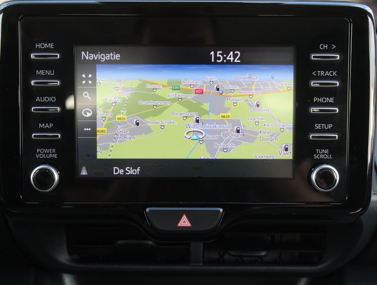 Vehicle Image 12