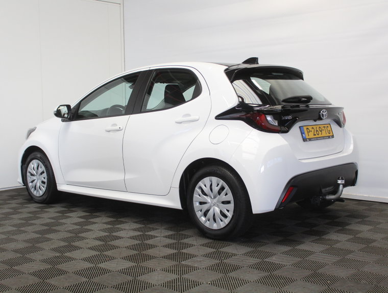 Vehicle Image 19