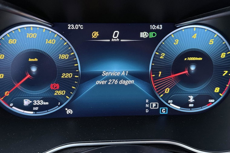 Vehicle Image 21