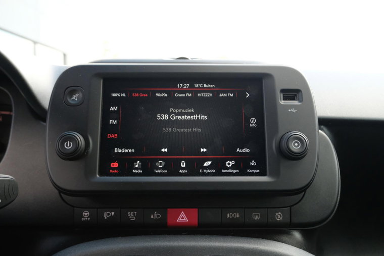 Vehicle Image 11