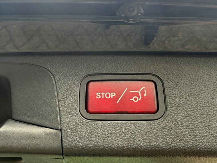 Vehicle Image 28