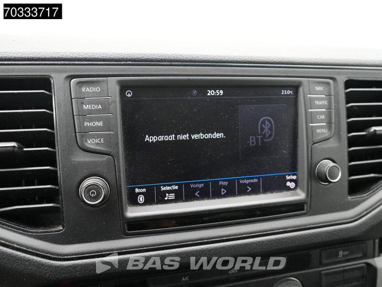 Vehicle Image 24