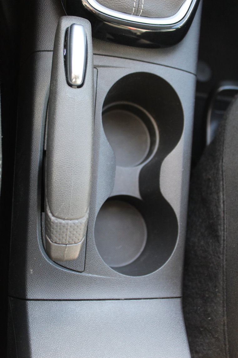 Vehicle Image 25