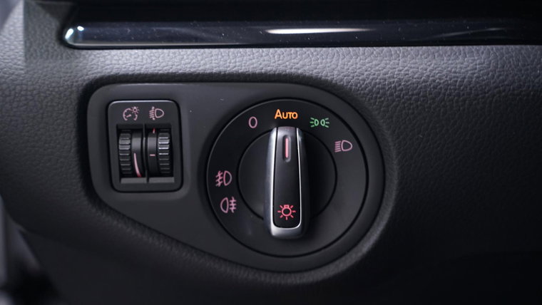 Vehicle Image 37