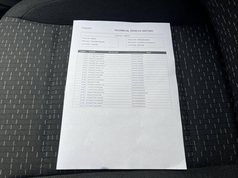 Vehicle Image 9