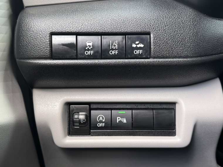 Vehicle Image 27