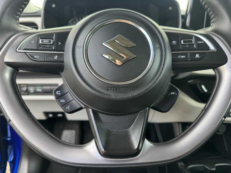 Vehicle Image 36
