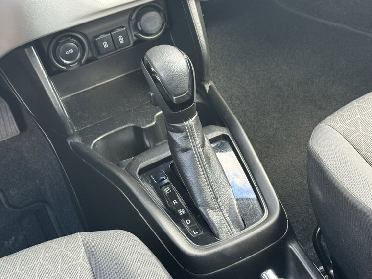 Vehicle Image 37