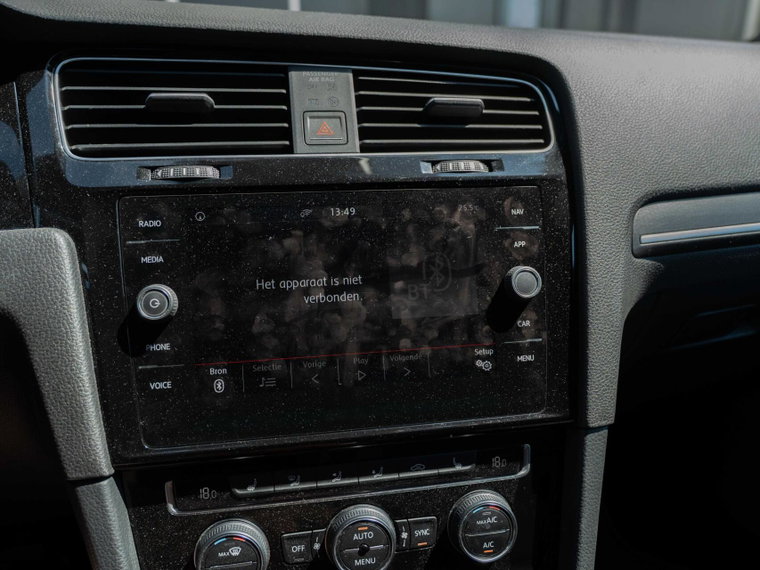 Vehicle Image 26