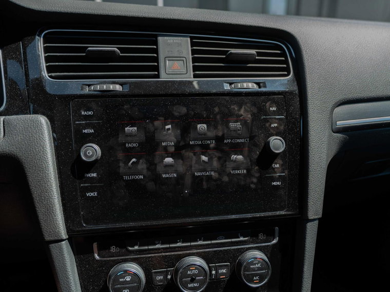 Vehicle Image 27
