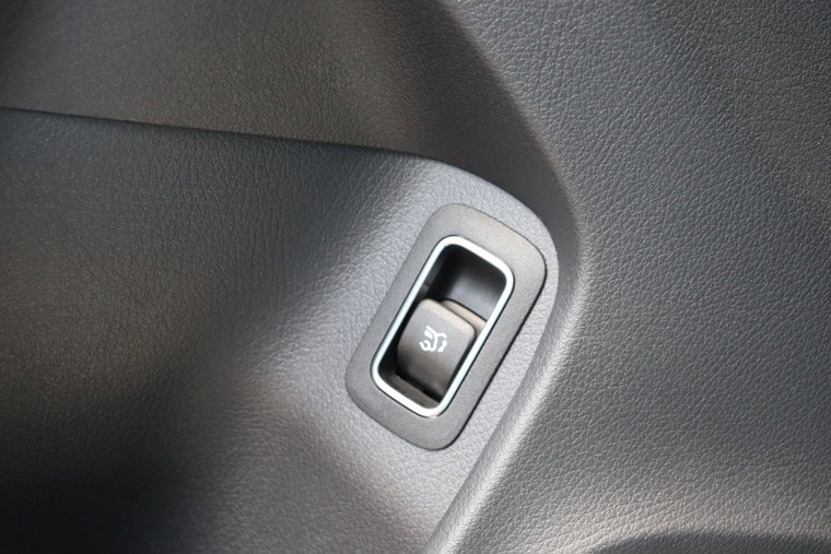Vehicle Image 37