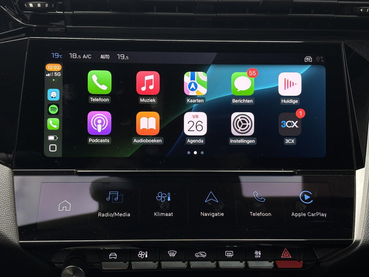 Vehicle Image 36