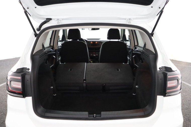 Vehicle Image 21
