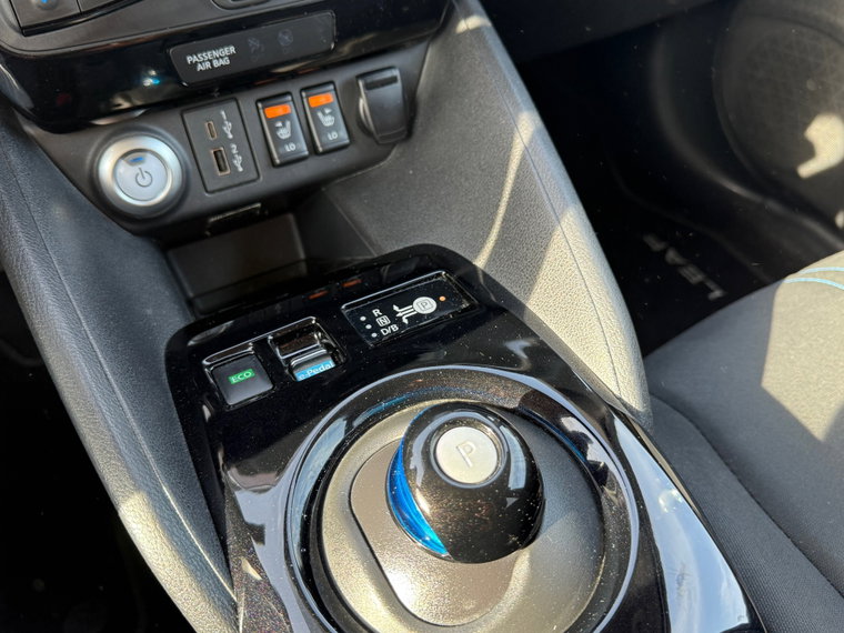 Vehicle Image 33