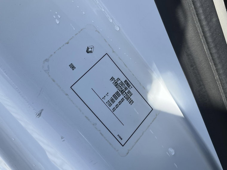 Vehicle Image 35