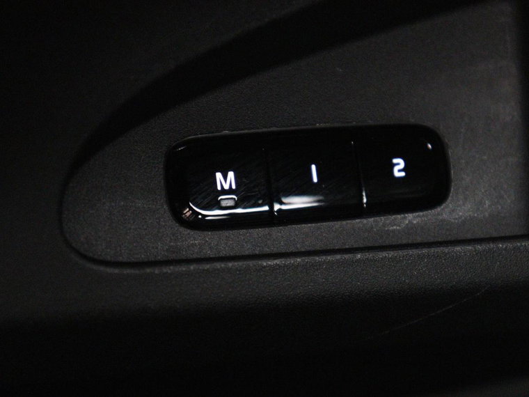 Vehicle Image 41