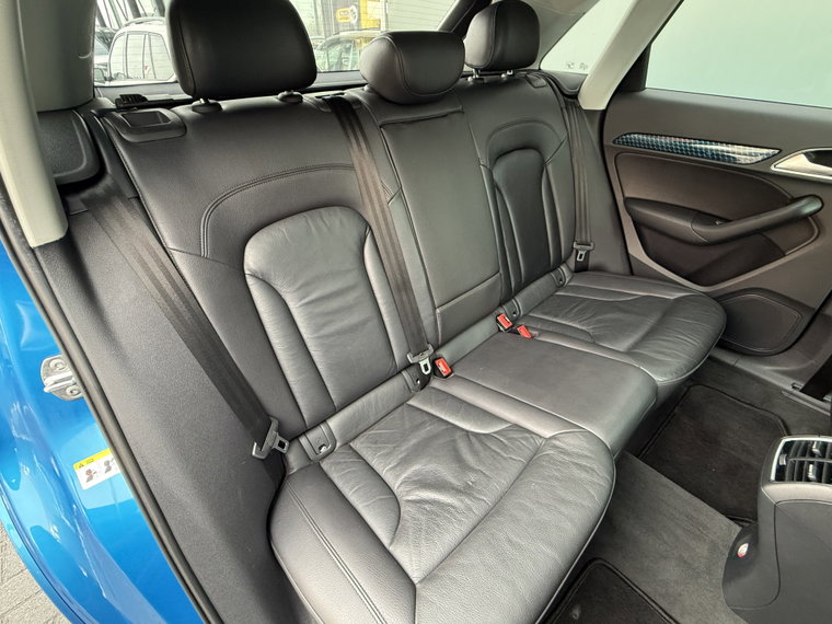 Vehicle Image 36