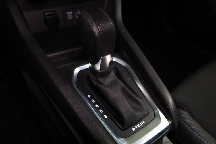 Vehicle Image 24