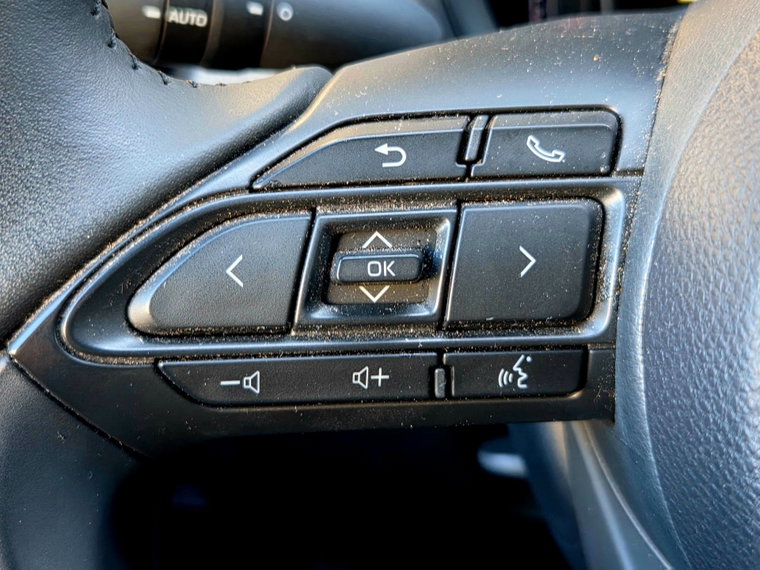 Vehicle Image 22